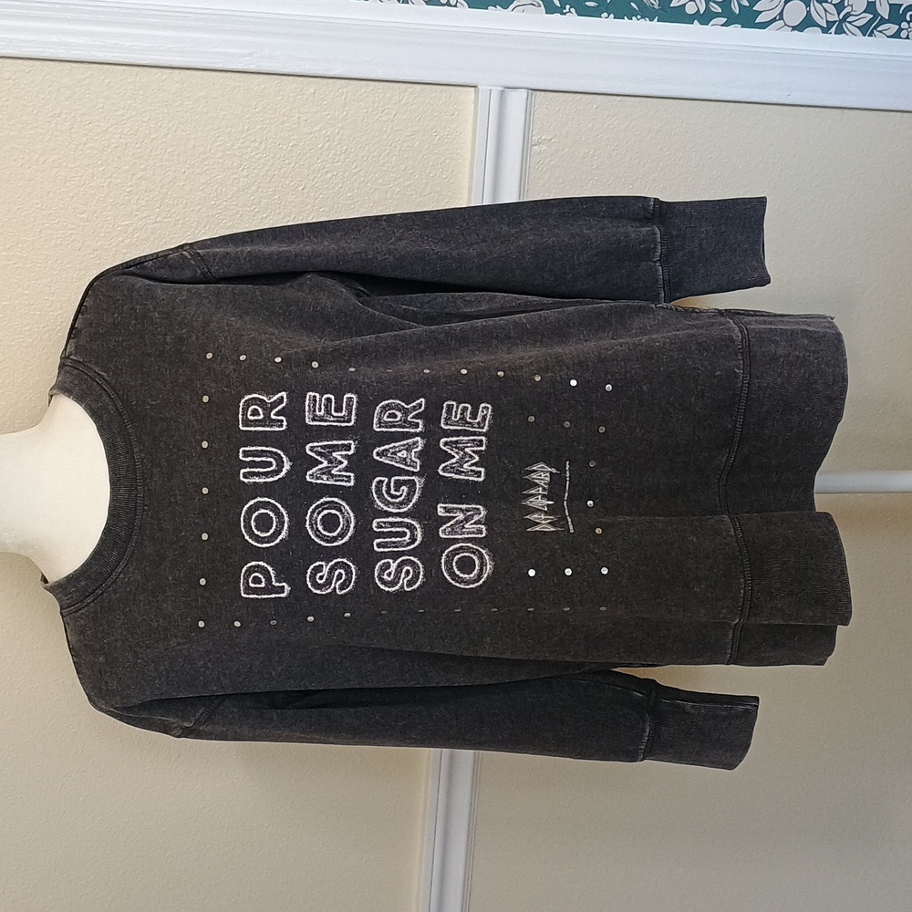 🆕 Maurices Charcoal Graphic Women's Sweatshirt